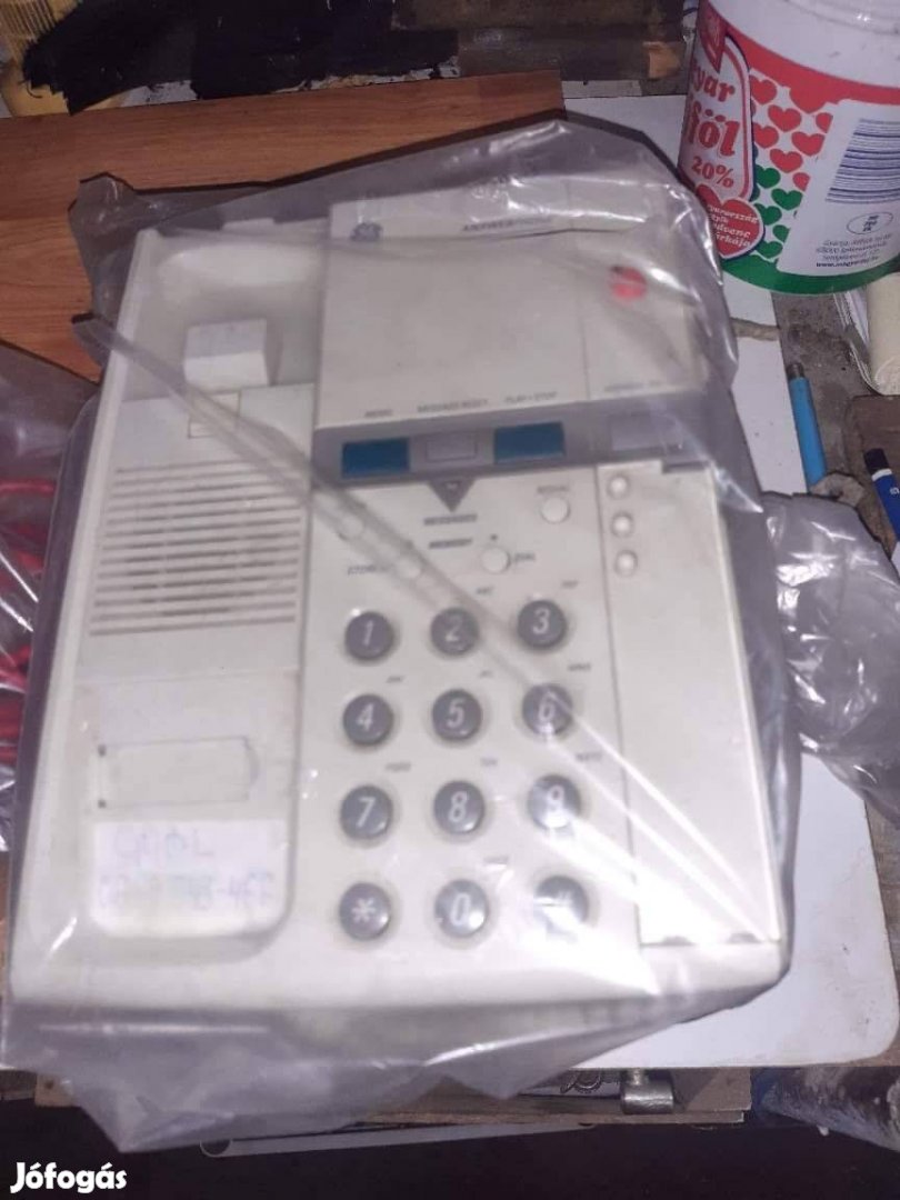 Eladó. Antik. Üzenet Rögzitős Telefon