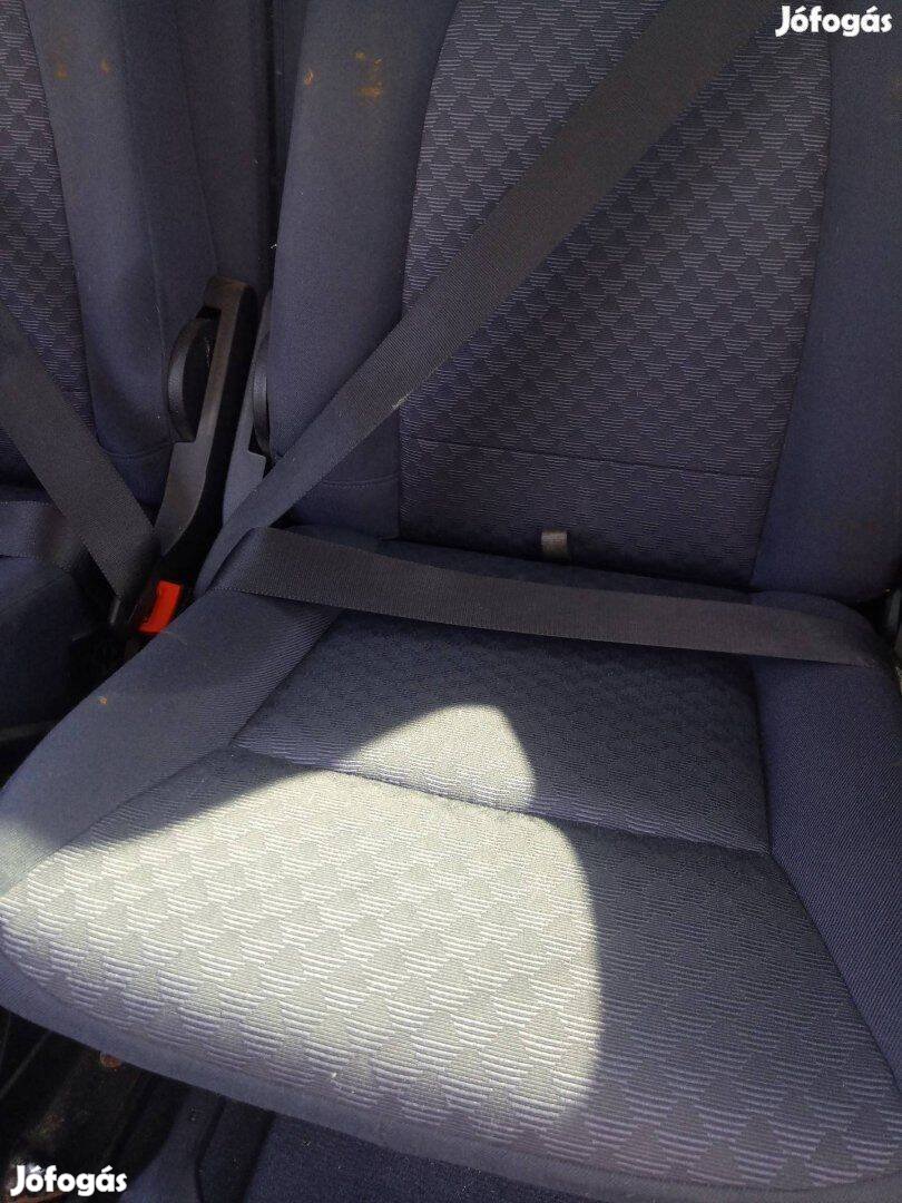 Eladó! Ford Galaxy 6 7 üléssor ülés