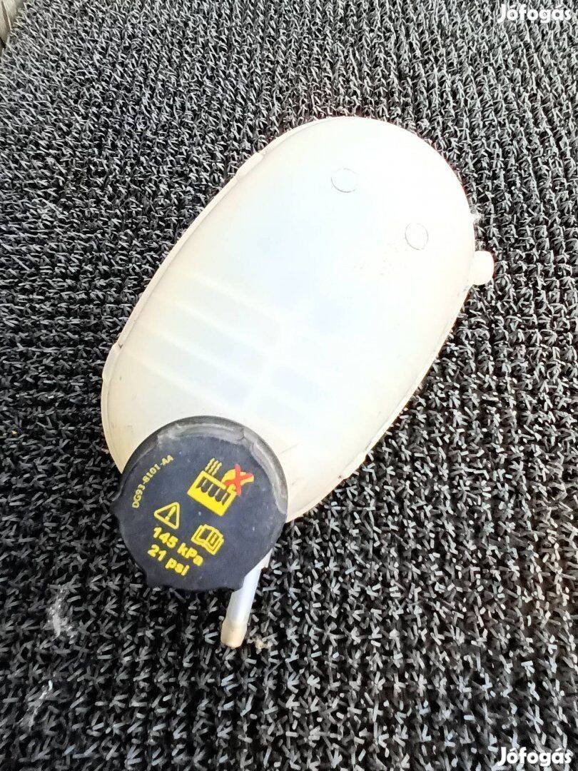 Eladó! GV61-8A080-b ford kuga túlfolyó tartály