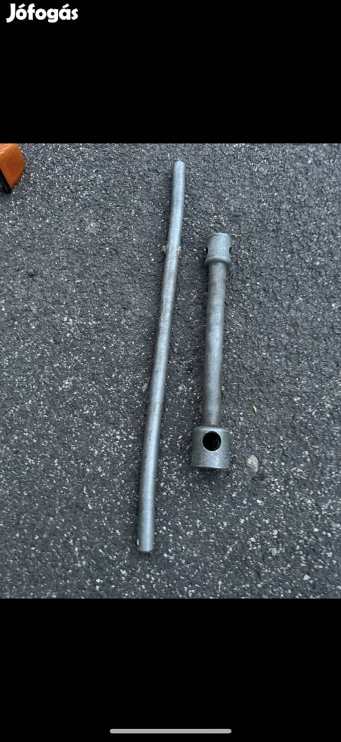 Elado! Gyári kerekkulcs 2 részes Toyota Dyna 