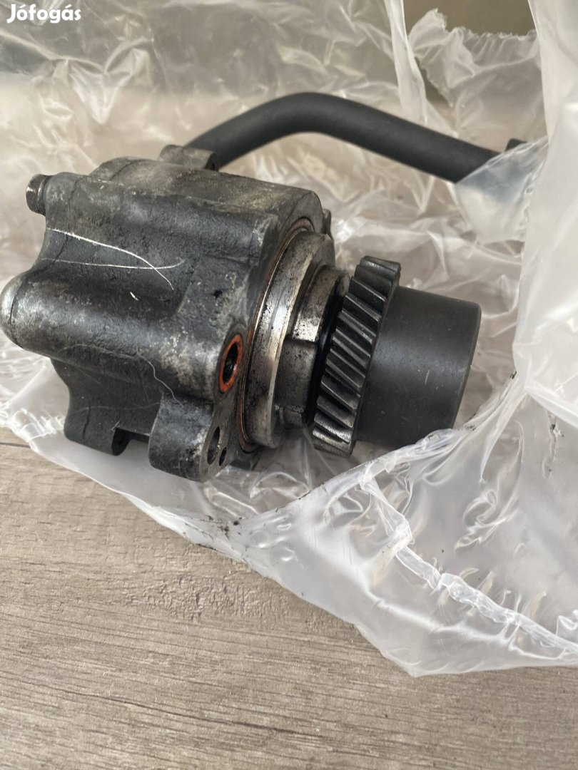 Elado! Gyári szervo szivattyú Dyna Toyota