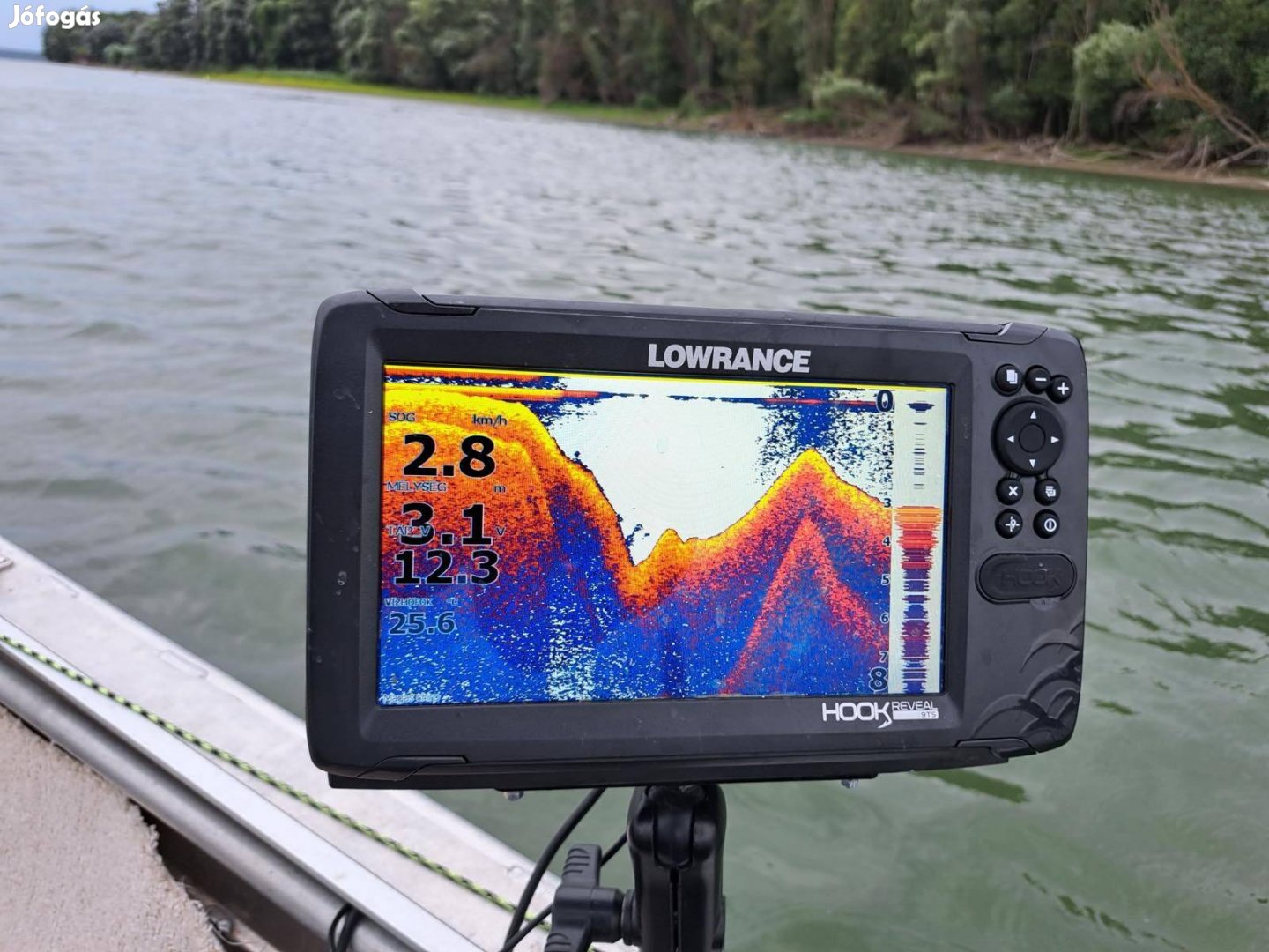 Eladó! Lowrance Hook Reveal 9 Tripleshot