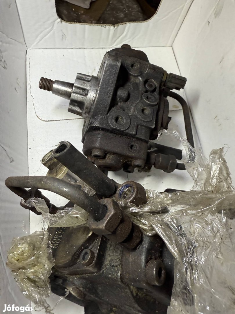 Elado! Nagynyomású szivattyú Dyna Toyota