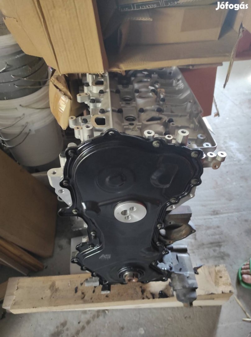 Eladó  Nissan Navara motor blokk 