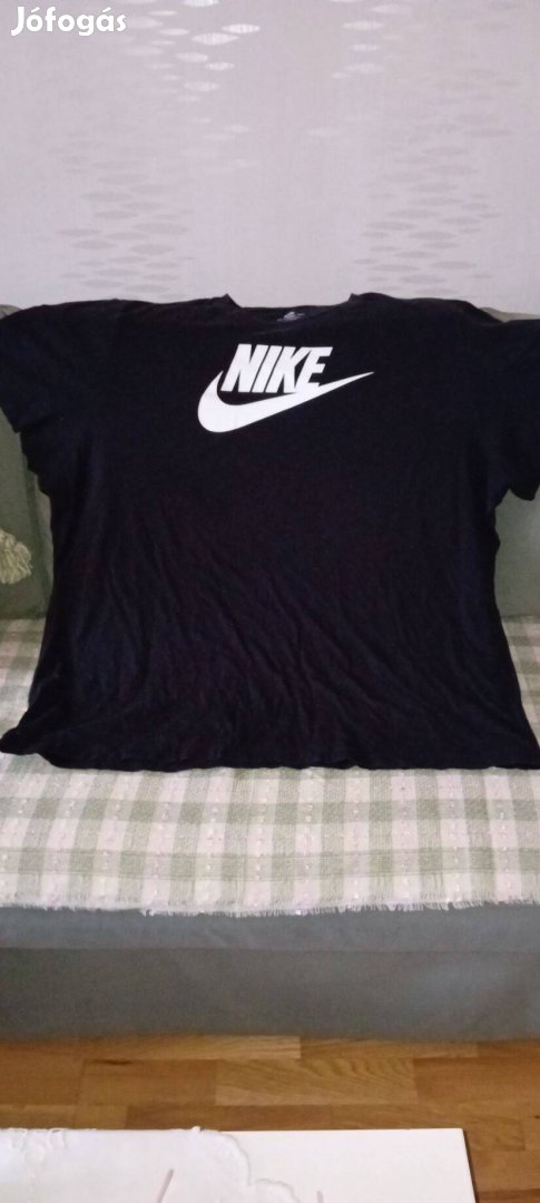 Eladó. Poló. /nagyméretben, / Nike:/ Olcson:!!