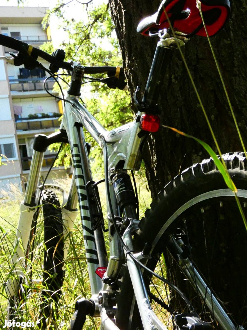 Eladó! Specialized Xc pro Down Hill bicikli!