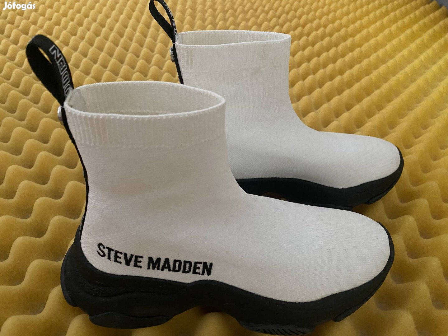 Eladó! Teljesen új Steve Madden cipő méretprobléma miatt,38-as méret