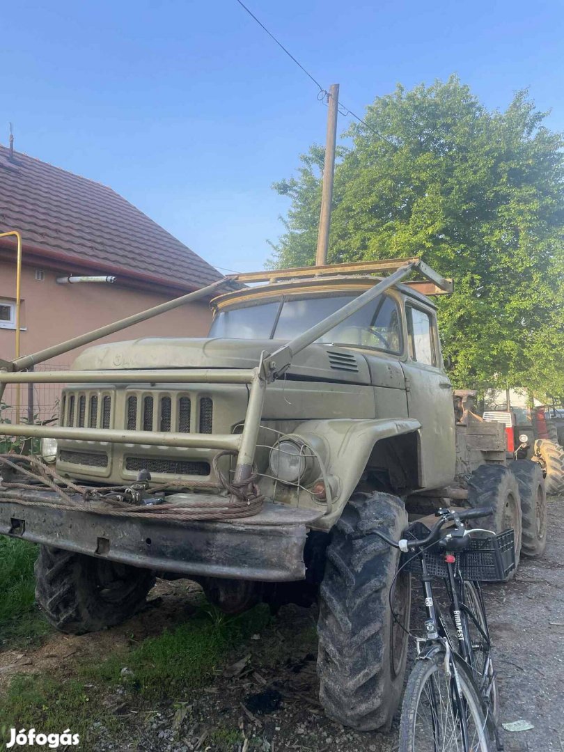 Eladó. Zil Kt.