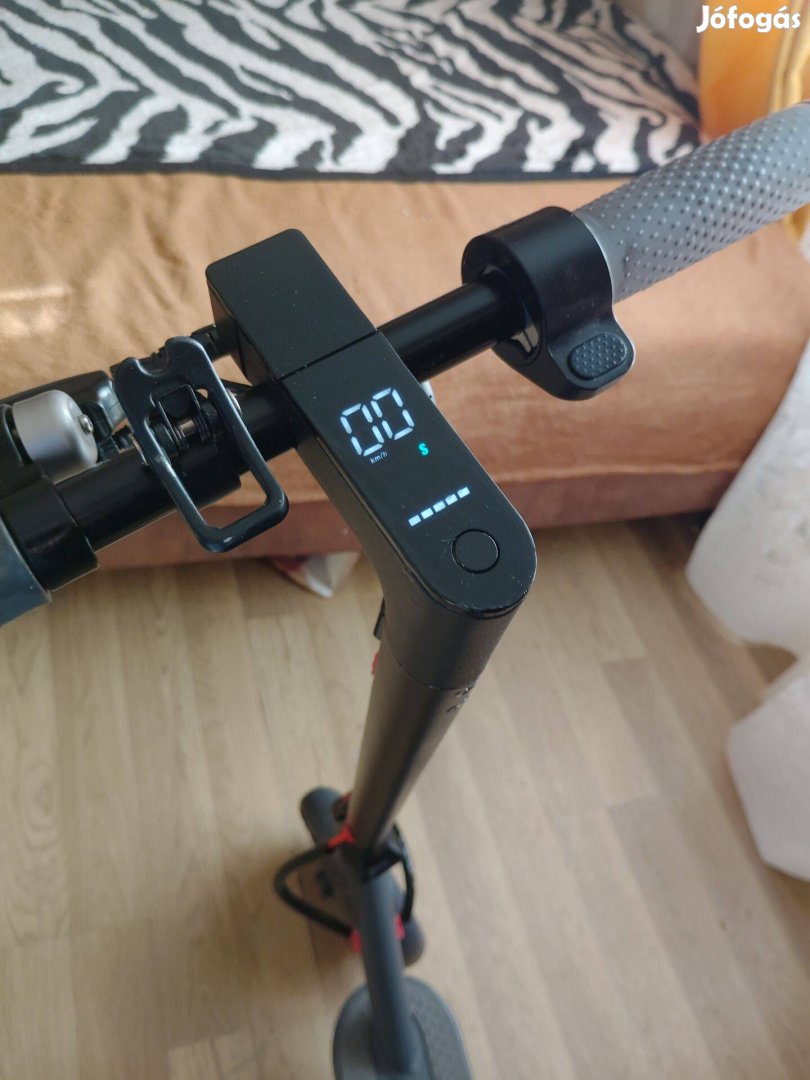 Eladó ,cserélhető M 365 GO electric scooter