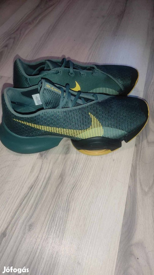 Elado  uj 45 os Nike Air zoom !!