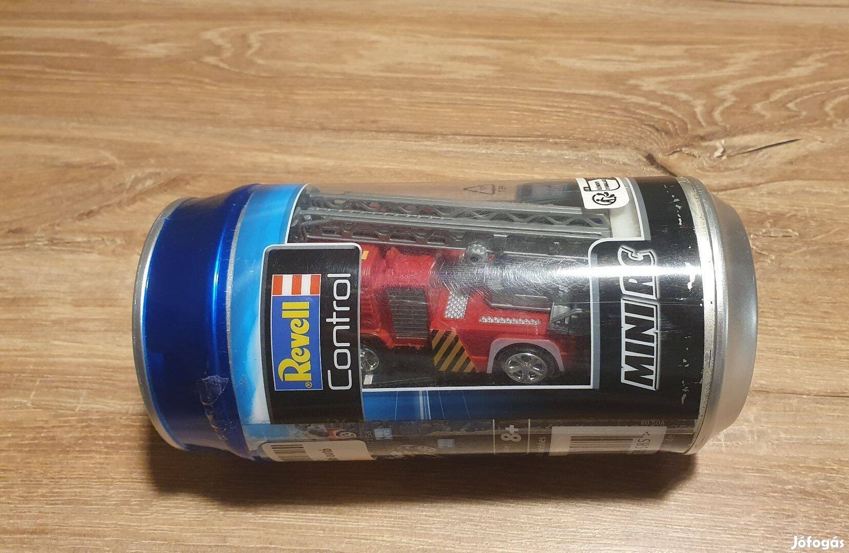 Eladó, új bontatlan állapotú Revell Mini RC Tűzoltó autó (23558)