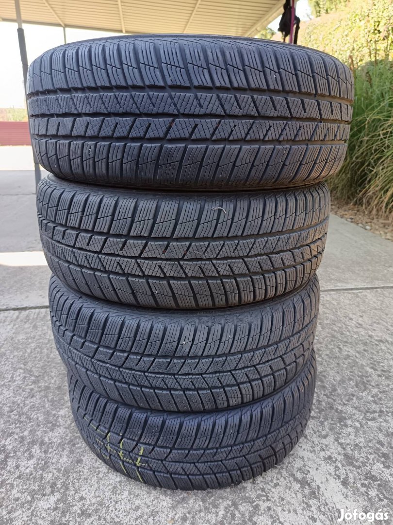 Eladó a 4 db Barum Polaris5 téligumi garnitúra 205/55R16 