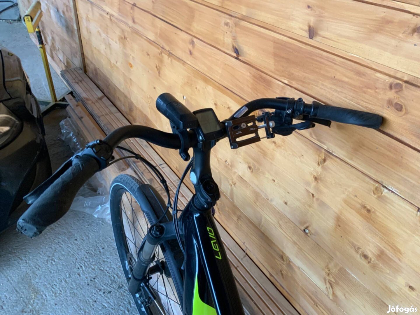 Eladó a képen látható Ebike spezializet