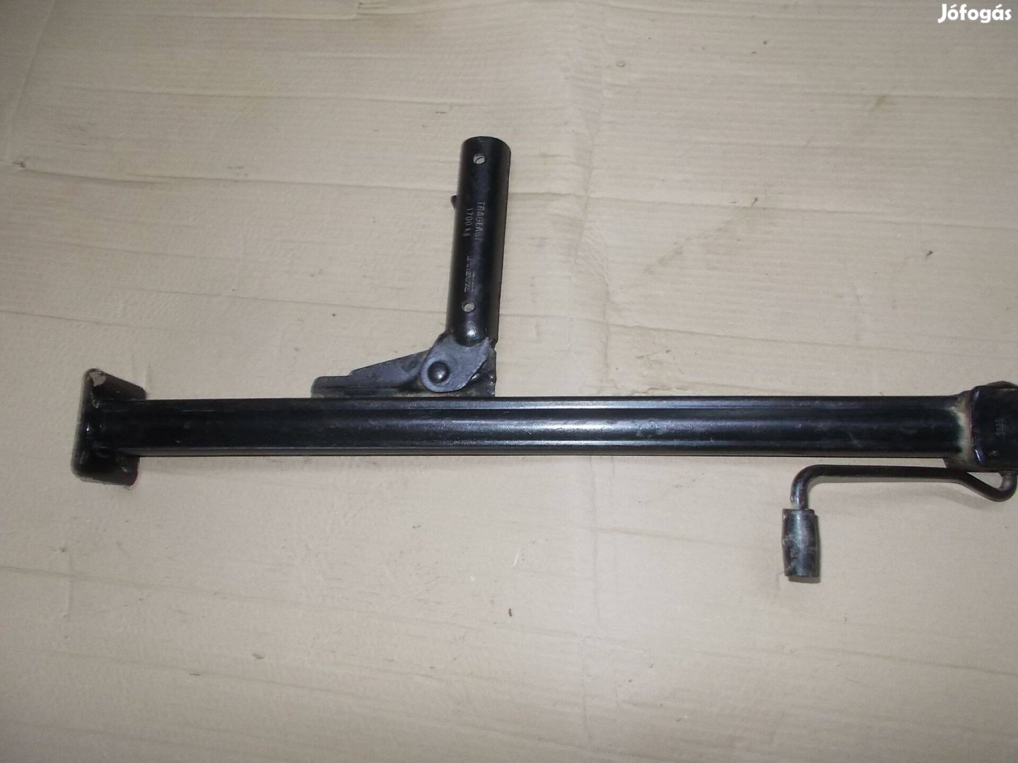 Eladó a képen látható audi emelő jó állapotban 5 számú