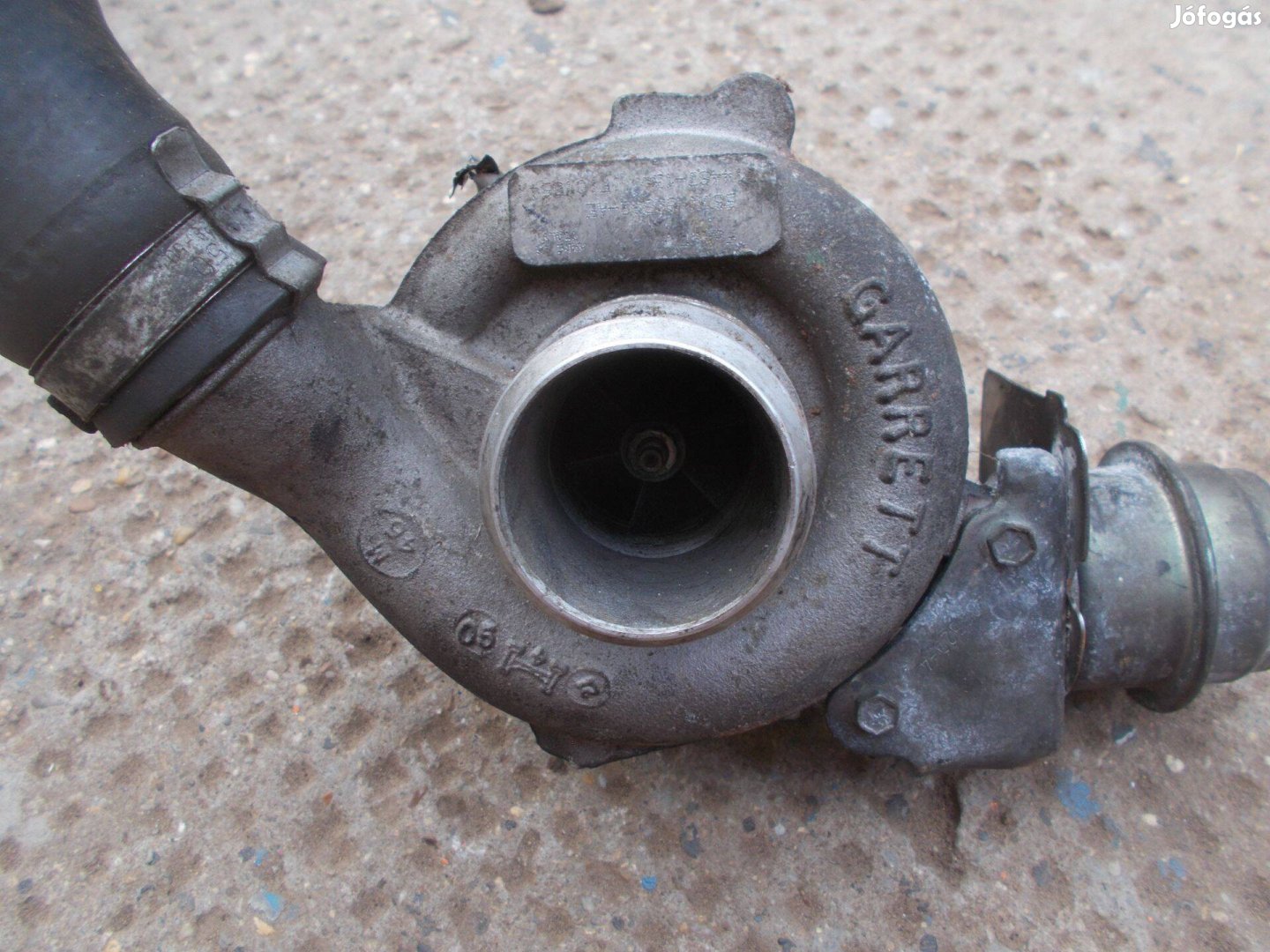 Eladó a képen látható bontott turbó 1 számú