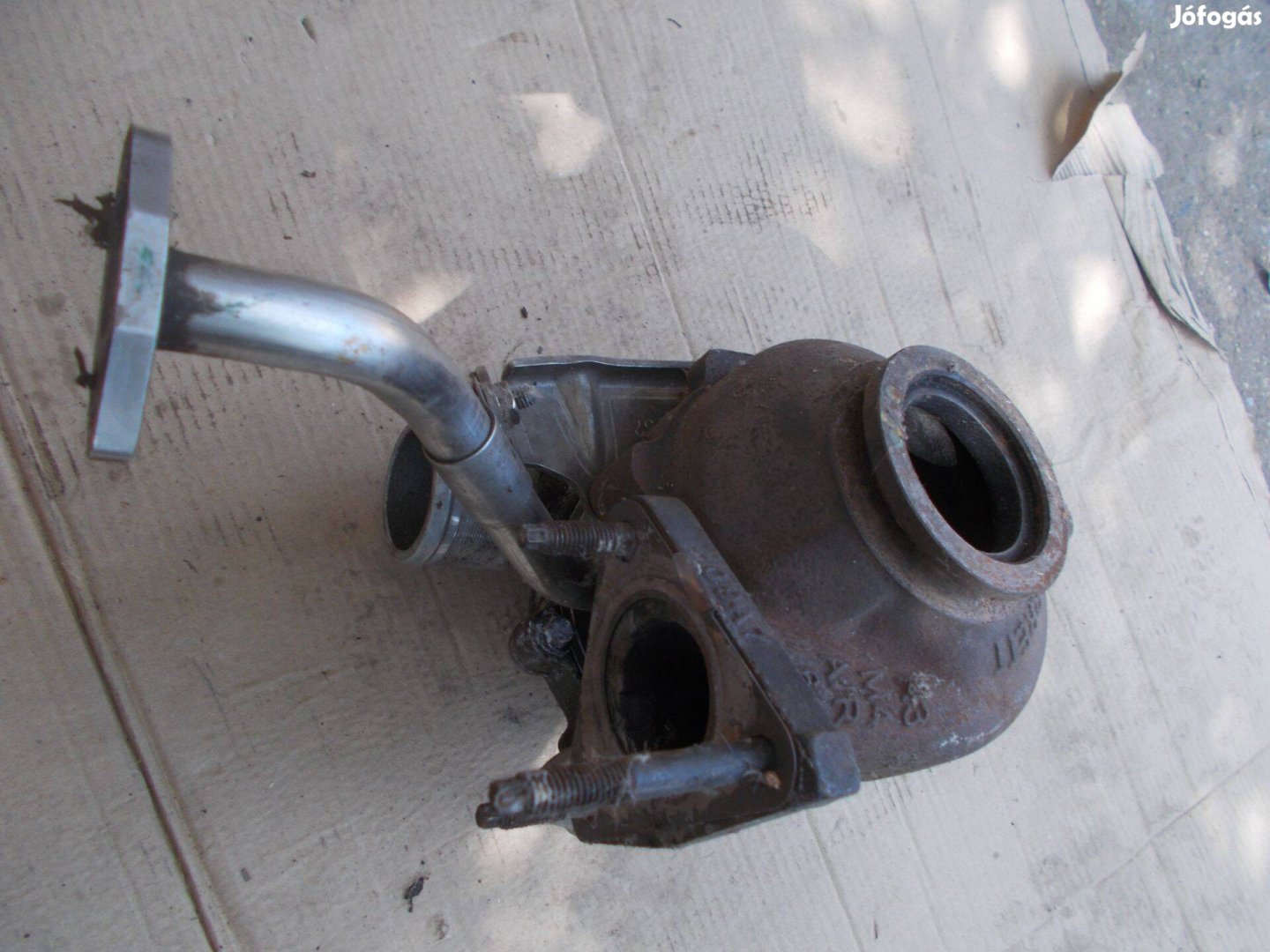 Eladó a képen látható bontott turbó 5 számú