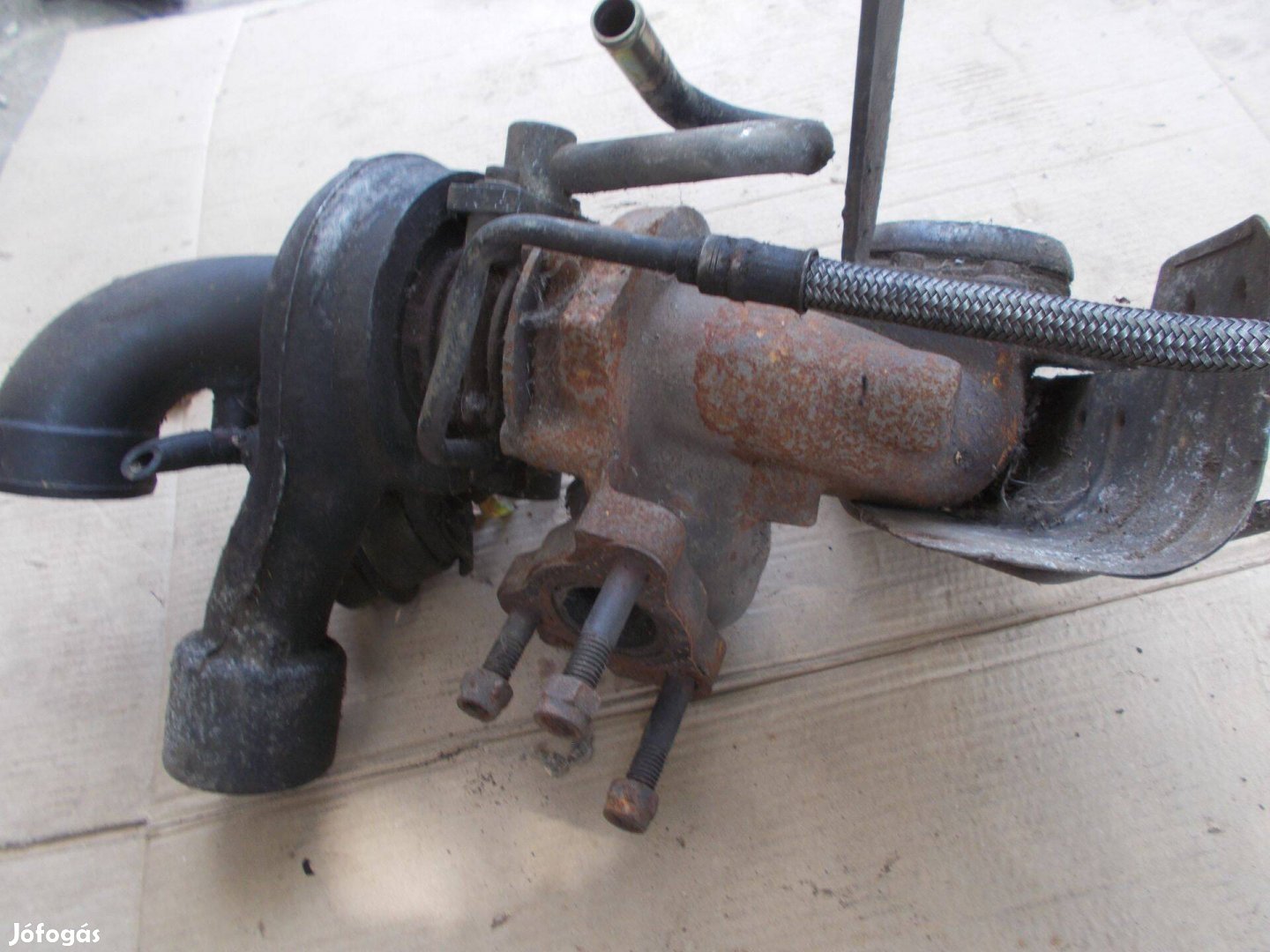 Eladó a képen látható bontott turbó 6 számú