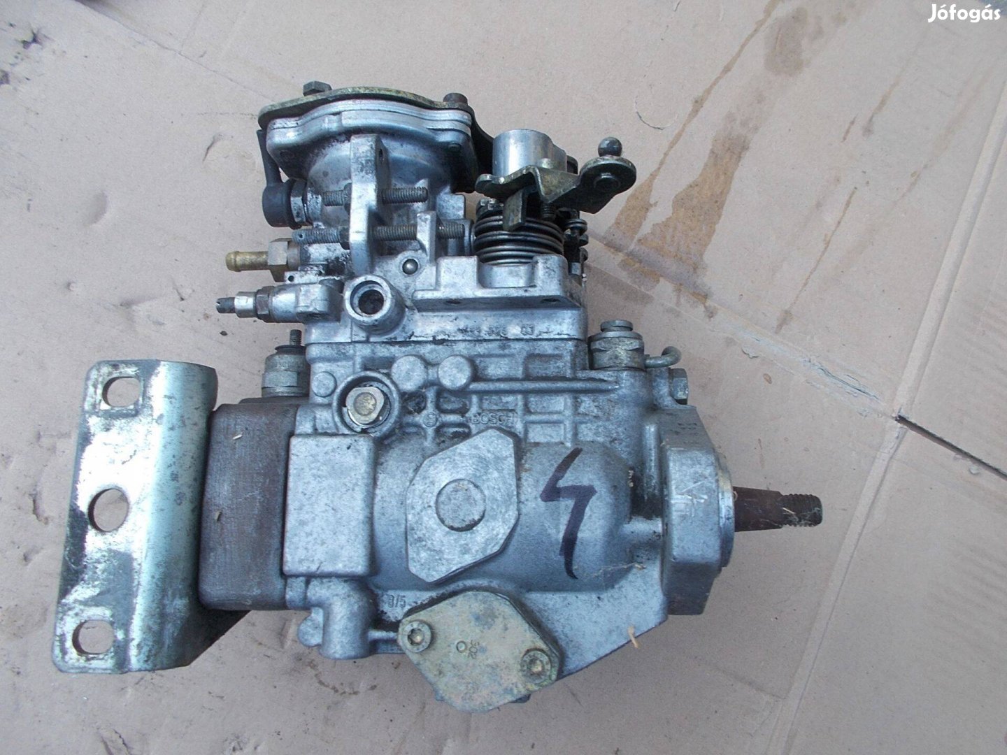 Eladó a képen látható bosch adagoló 4 számú