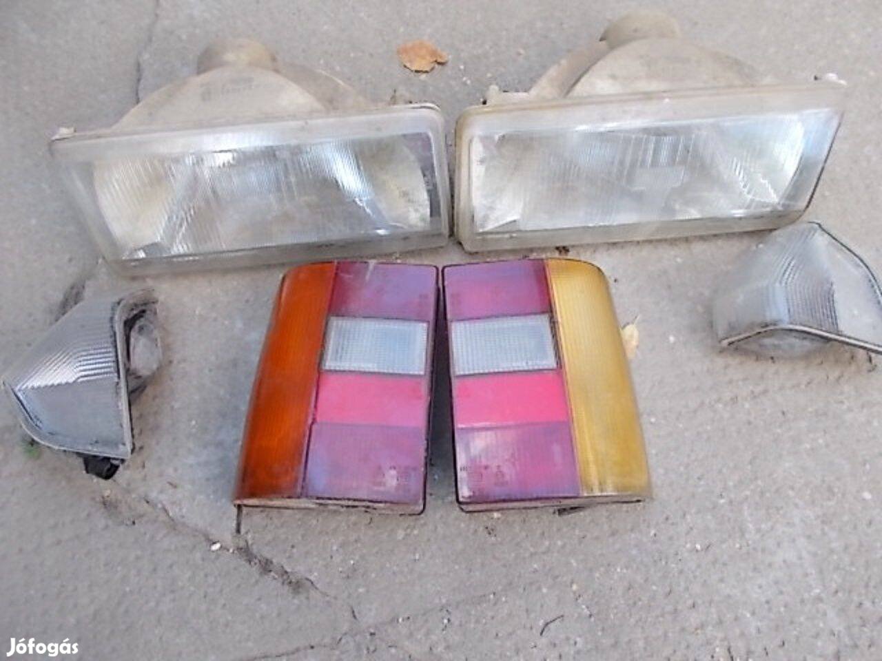 Eladó a képen látható citroen BX kombi lámpa csomag
