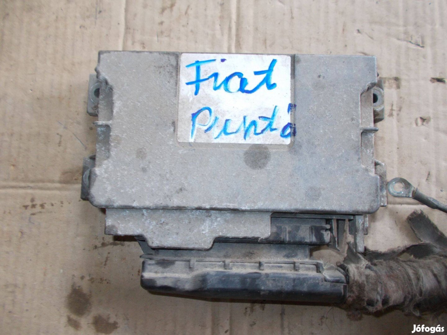 Eladó a képen látható fiat puntó motor vezérlő
