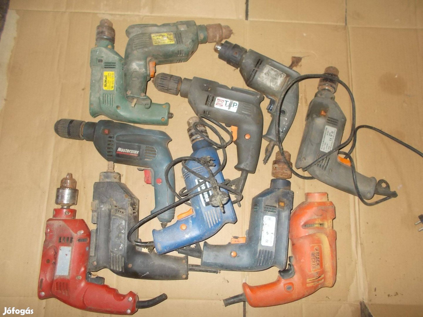 Eladó a képen látható fúrógép csomag alkatrésznek vagy
