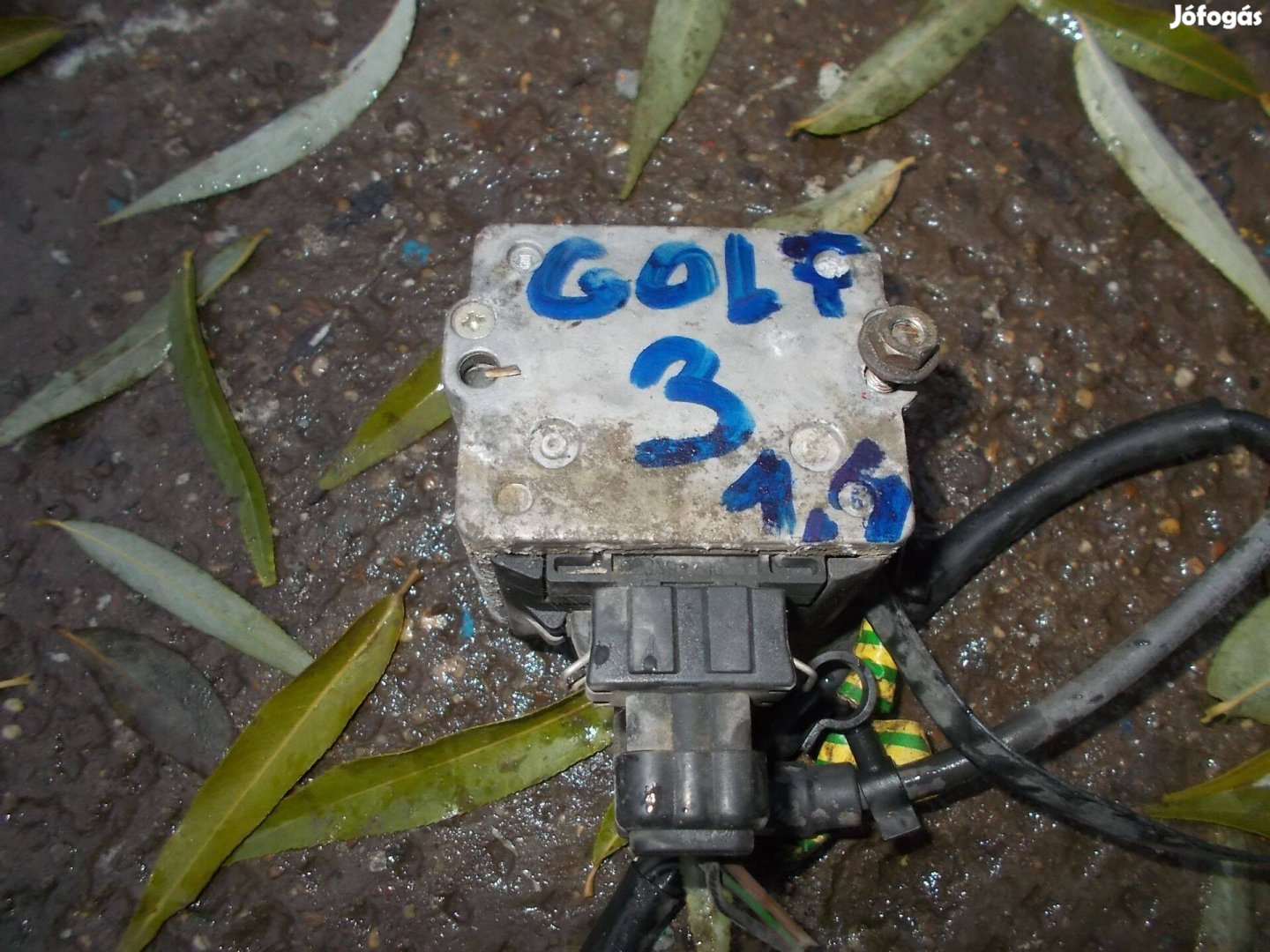Eladó a képen látható golf 1.4 benzines gyújtó trafó