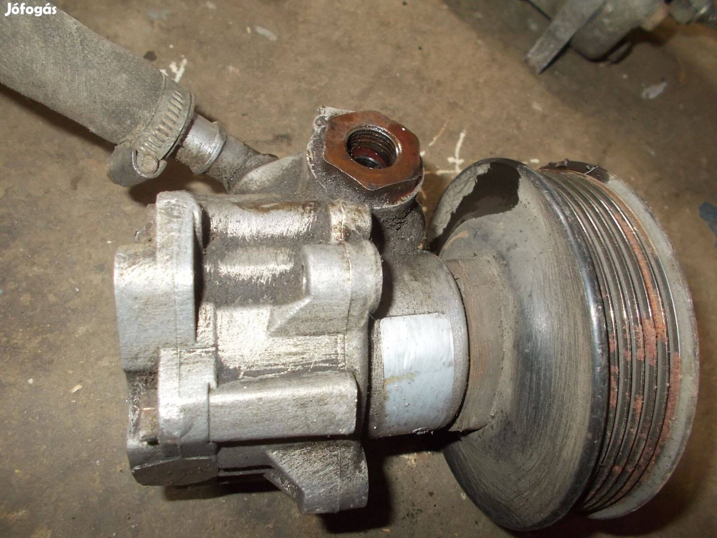 Eladó a képen látható golf 1.4 benzines szervószivattyú