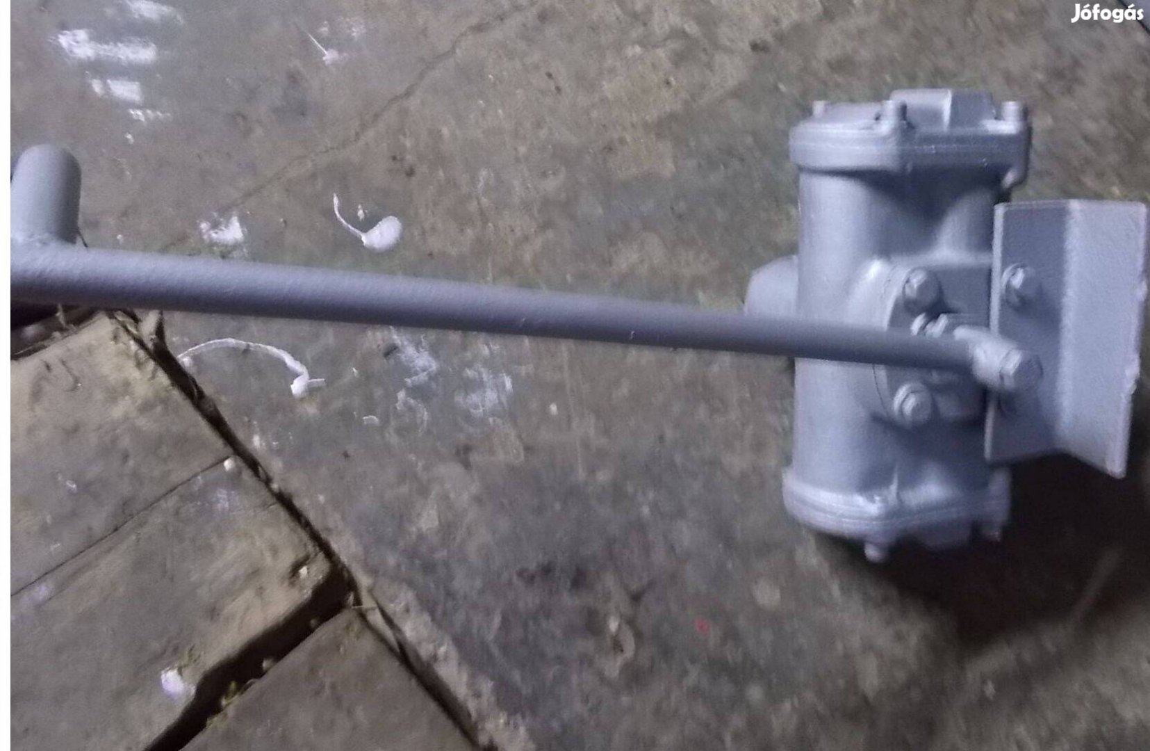 Eladó a képen látható kézi hajtású folyadék szivattyú