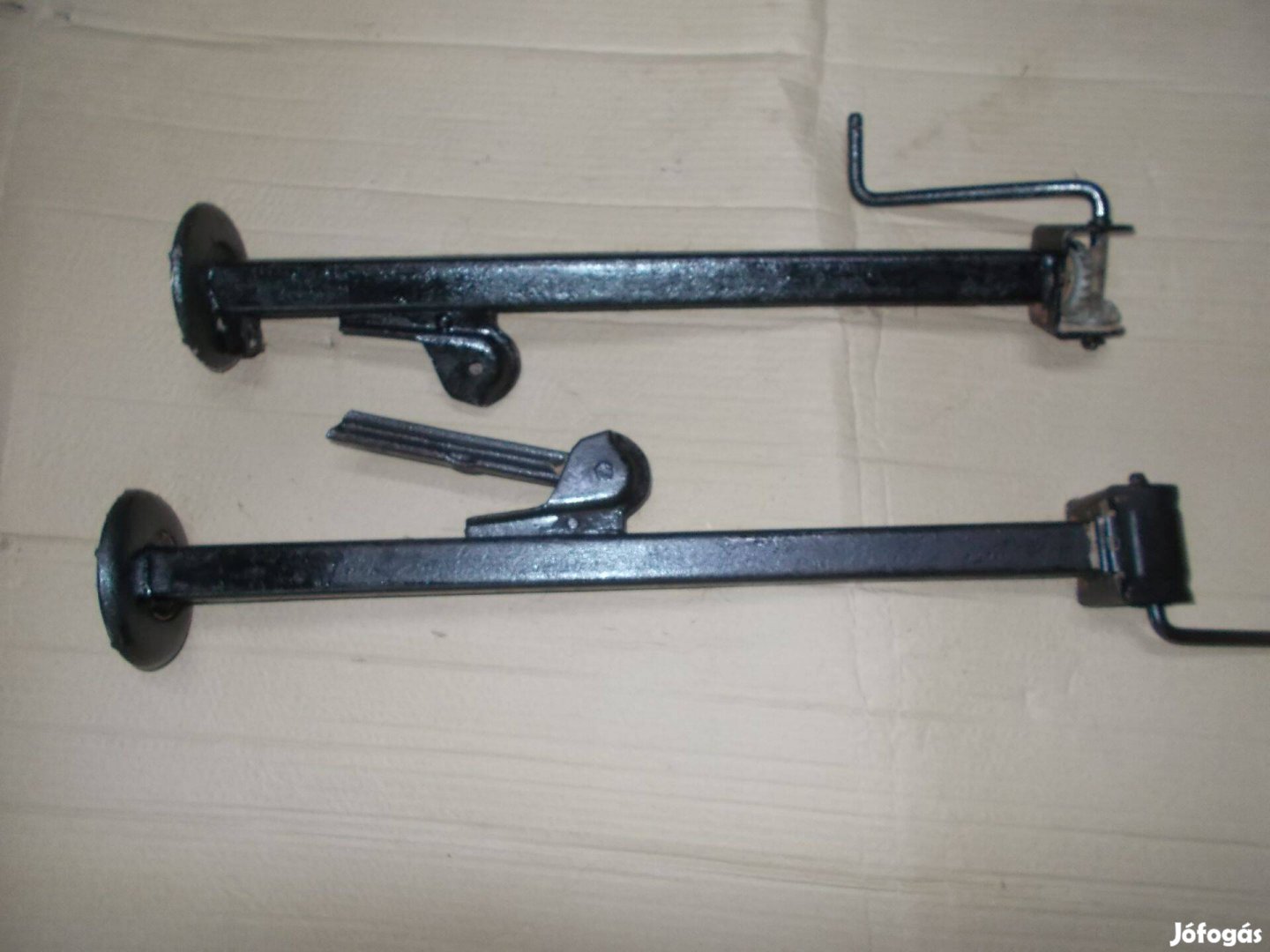 Eladó a képen látható lada emelő csomag állapotban 4 számú