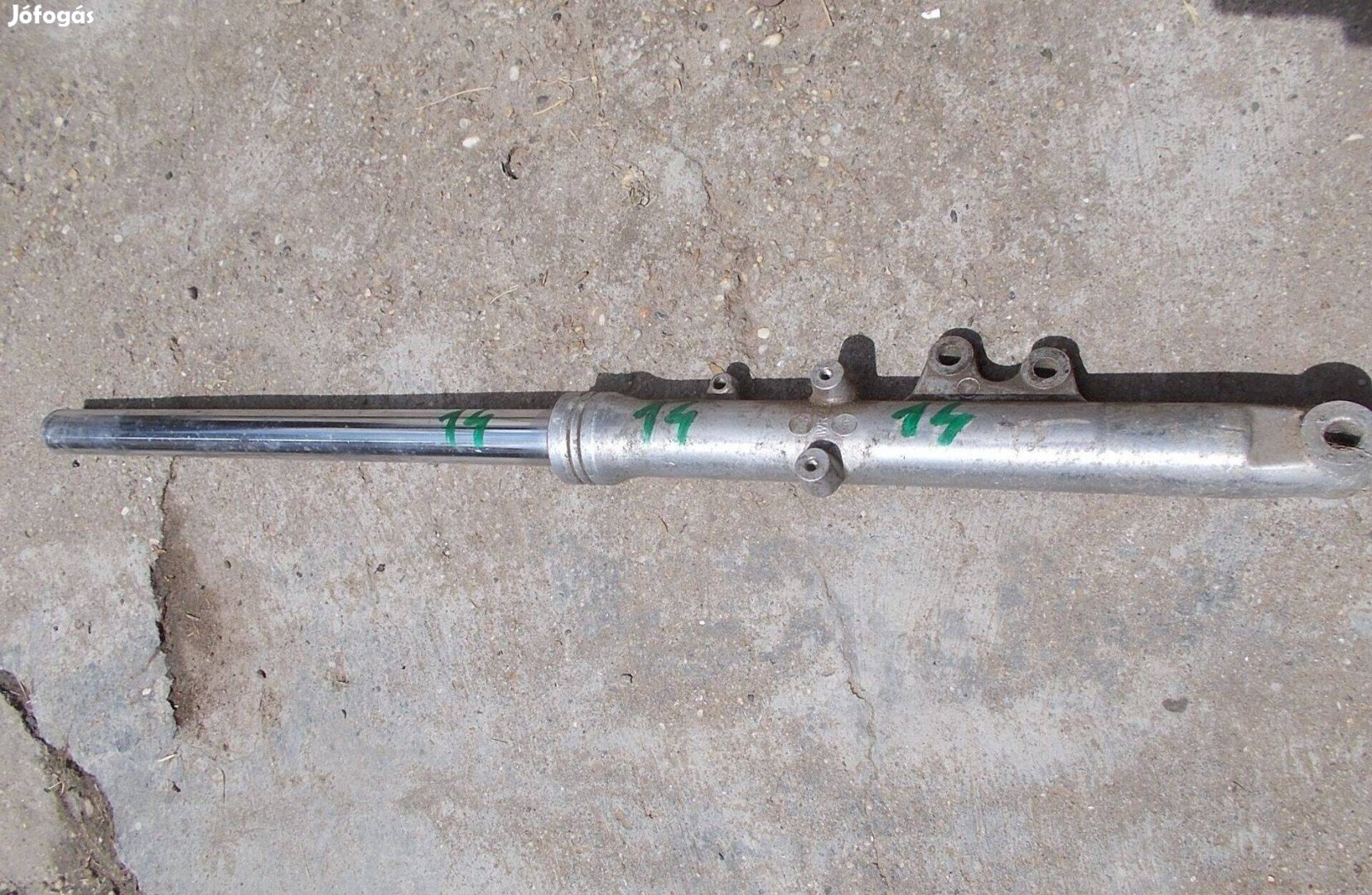 Eladó a képen látható motorkerékpár első teleszkóp 14 számú