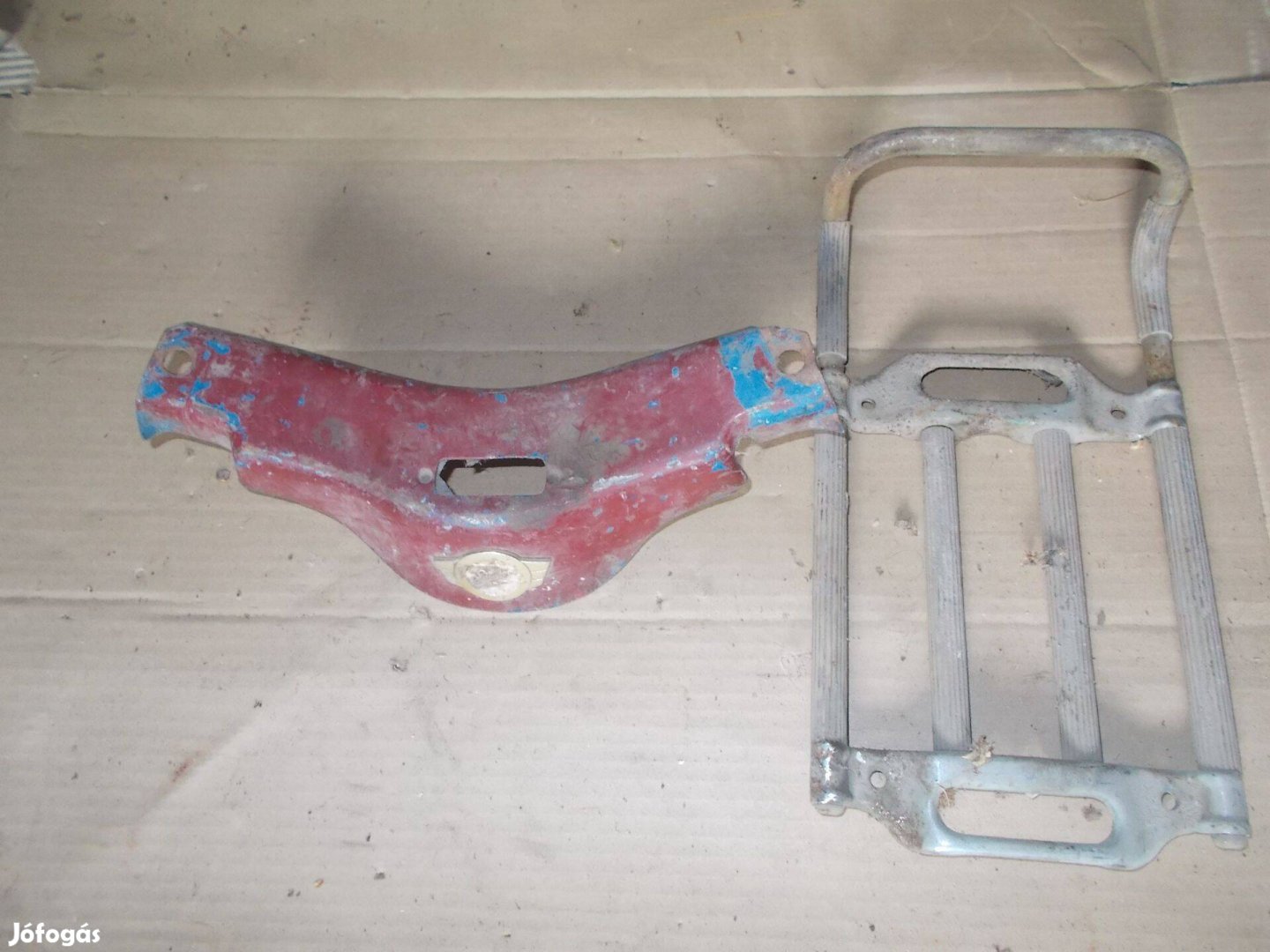 Eladó a képen látható régi simson alkatrészek fellelt állapotban