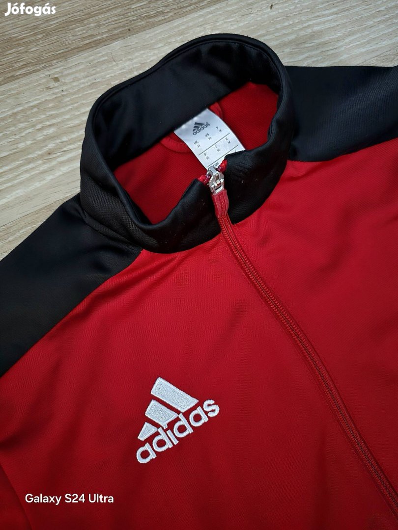 Eladó adidas melegítőfelső. 