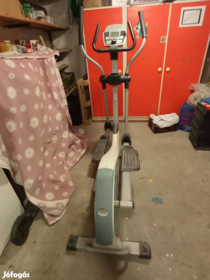 Eladó alig használt , jó állapotú Nordictrack elliptikus tréner