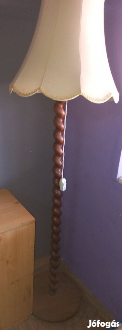 Eladó állólámpa