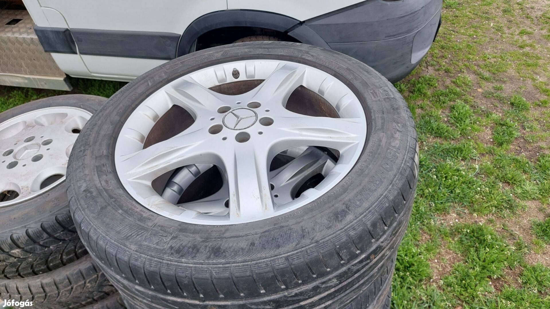 Eladó alufelni garnitúra 19" Mercedes R 255/50R19 Semperit