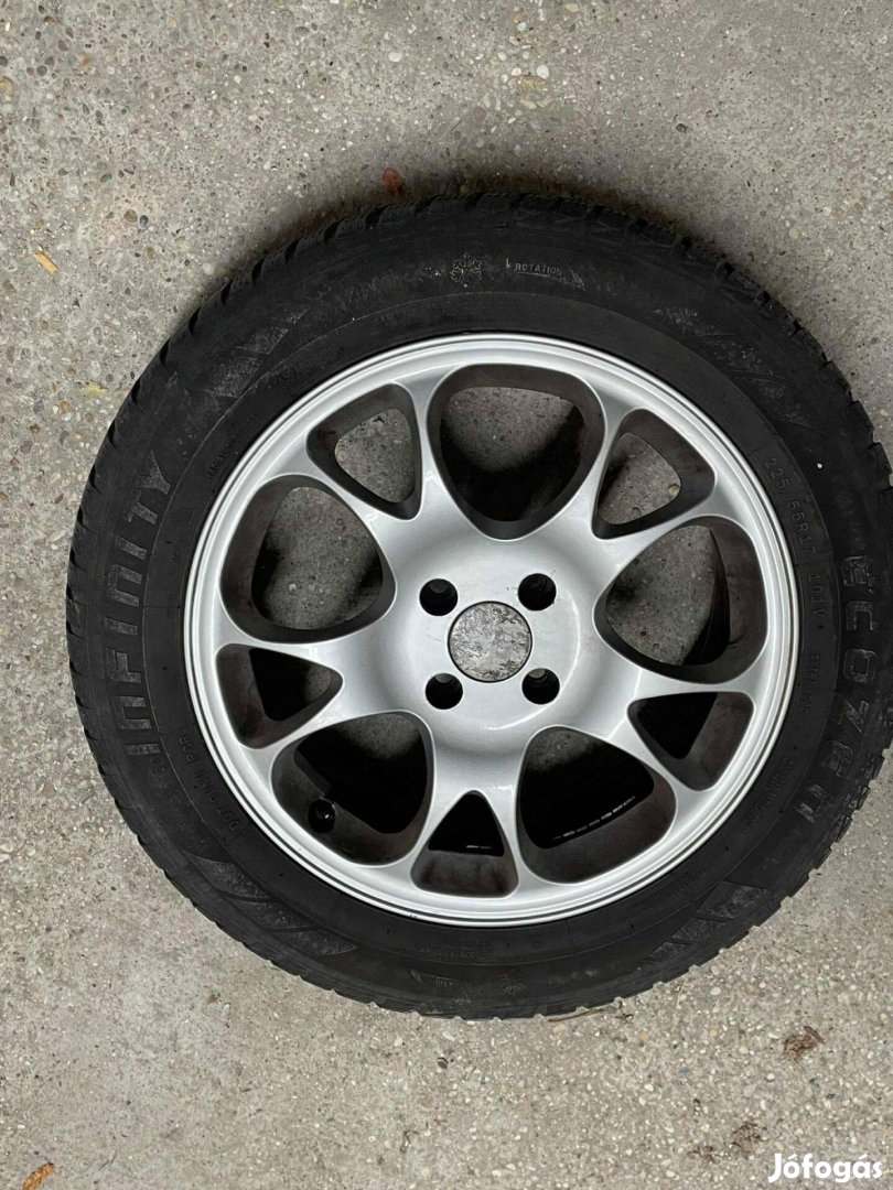 Eladó alufelni téligumival szerelve