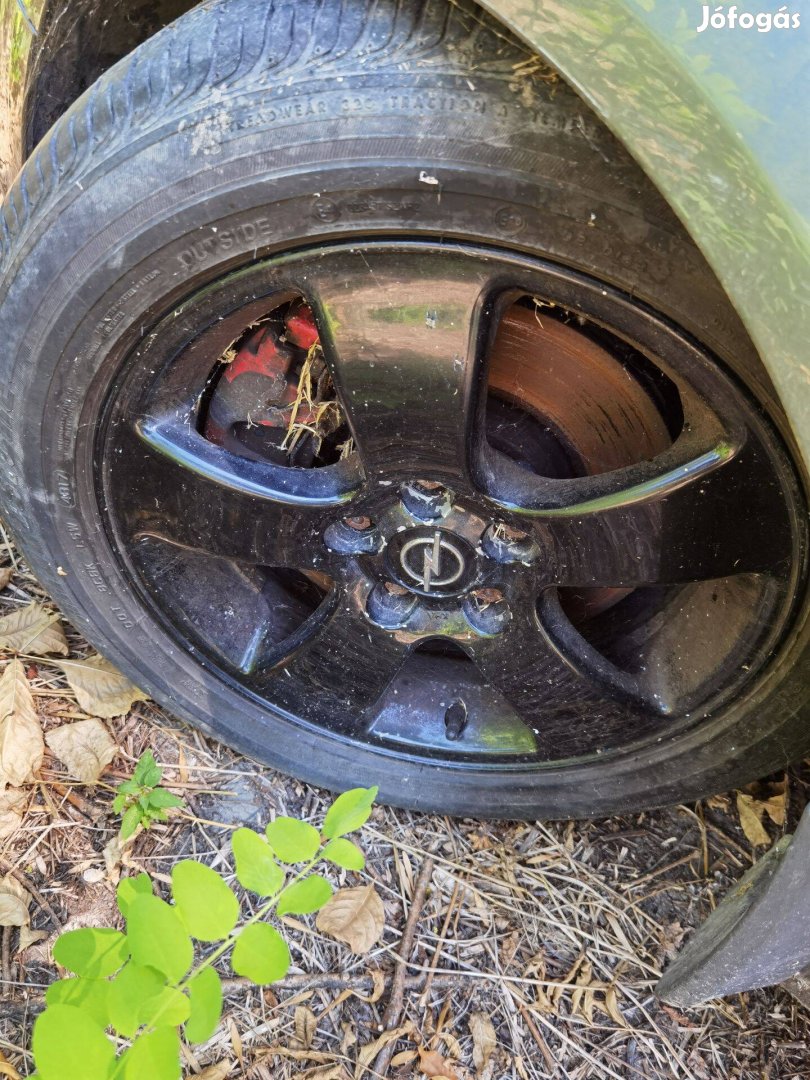 Eladó alumínium felnik 205/55 R16 méretű gumiabroncsokkal Opel Zafira