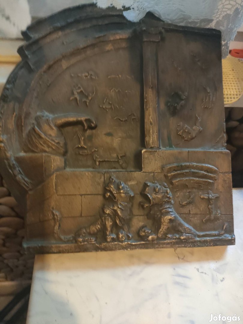 Eladó antik bronz plaket 