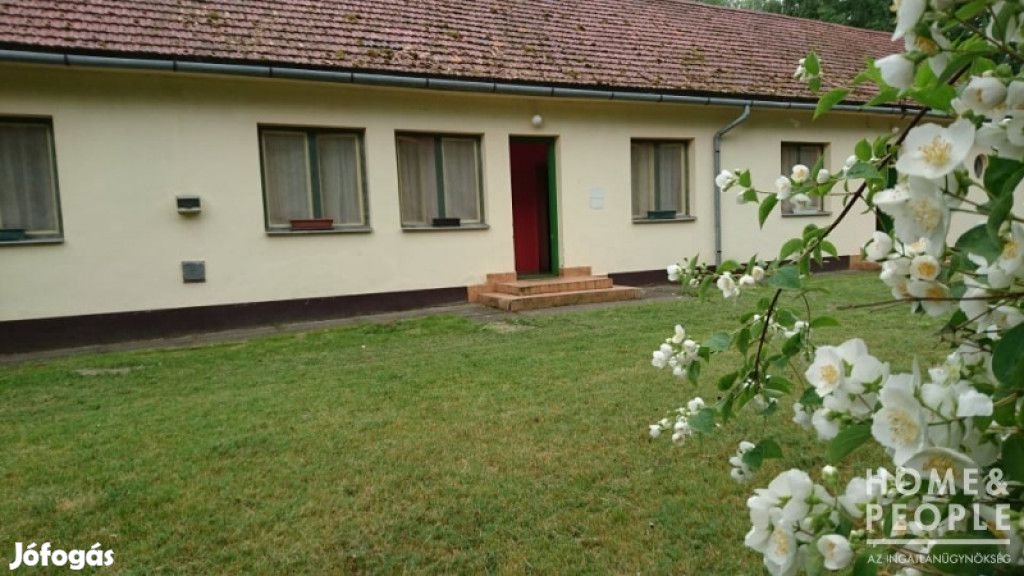 Eladó apartmanház 300 méterre a parttól! - Balatonberény