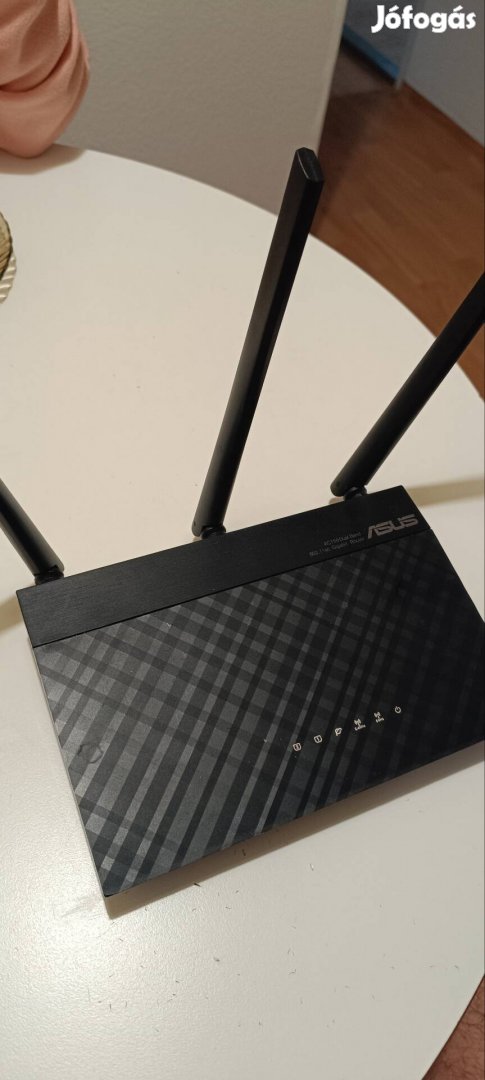 Eladó asus router