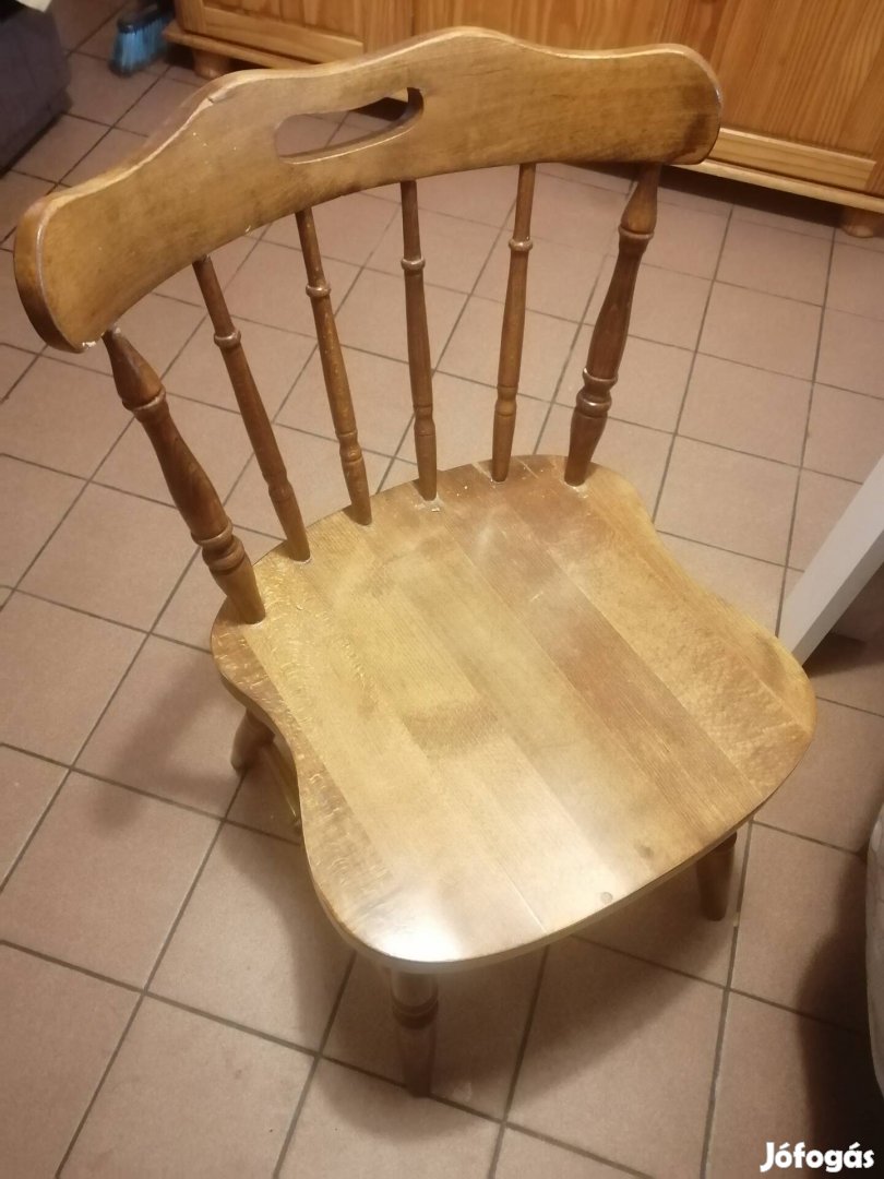 Eladó asztal szék
