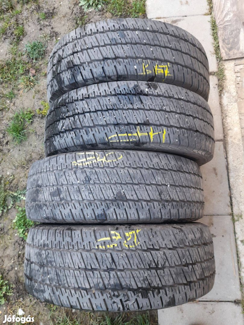 Eladó autógumi 215/65 R16C , négyévszakos