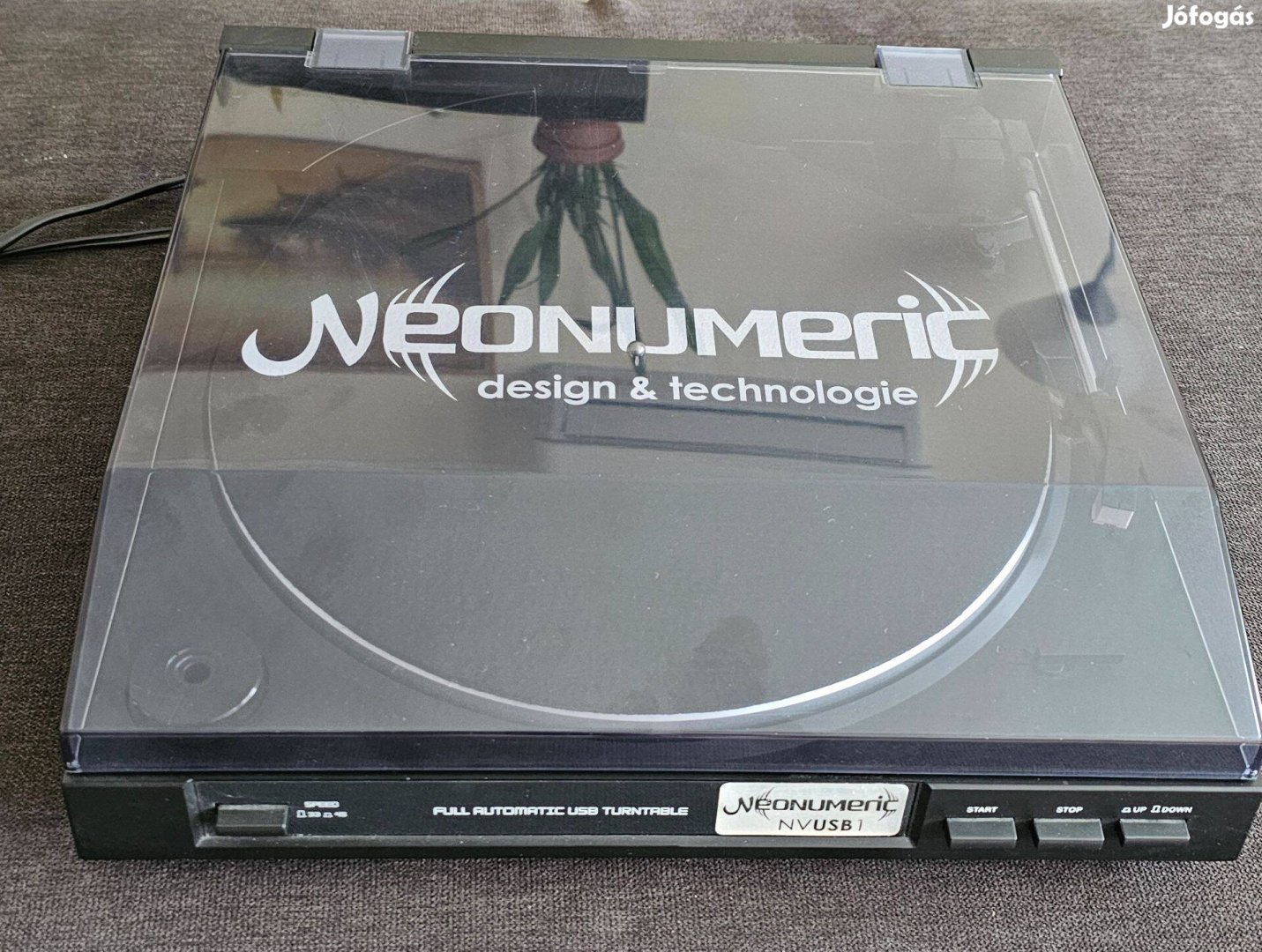 Eladó automata lemezjátszó USB és Line kimenettel
