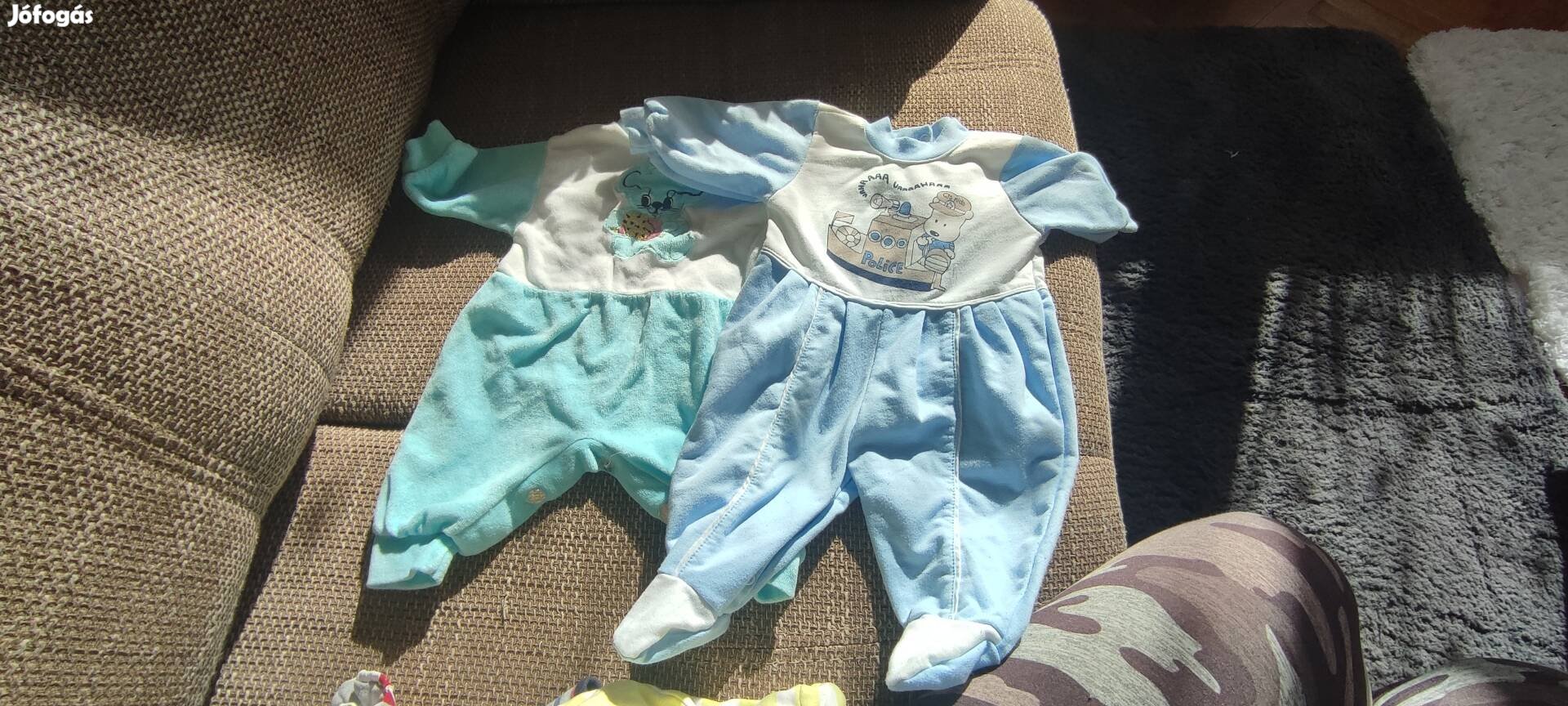 Eladó baba ruhák 