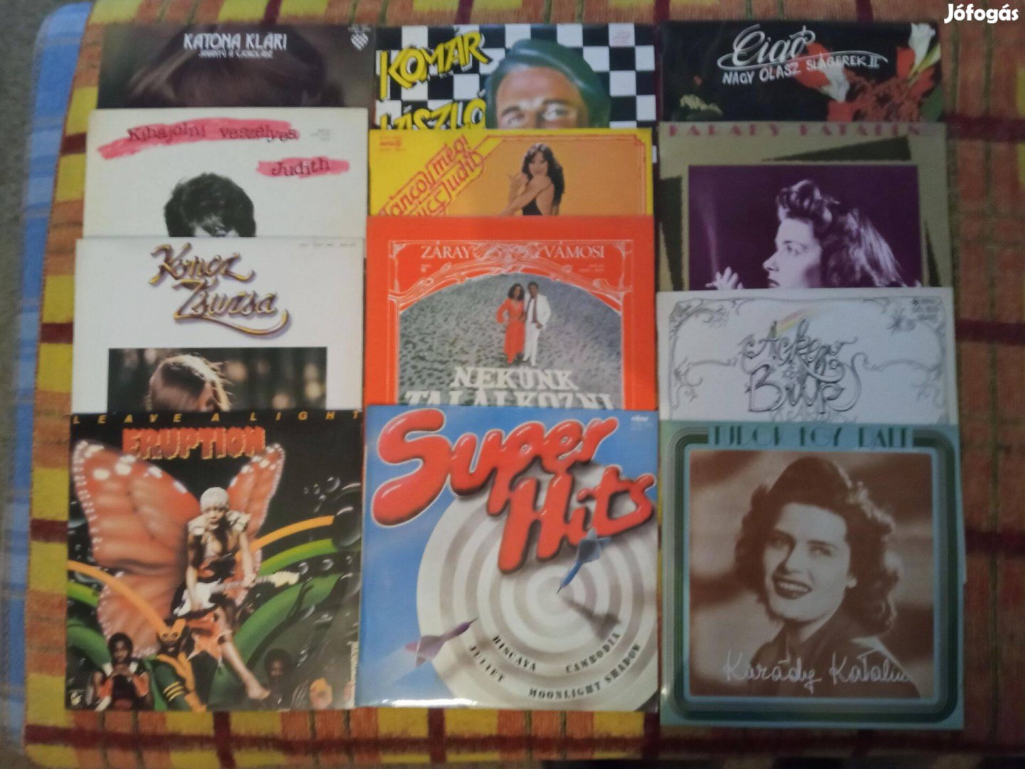 Eladó bakelit nagylemezek