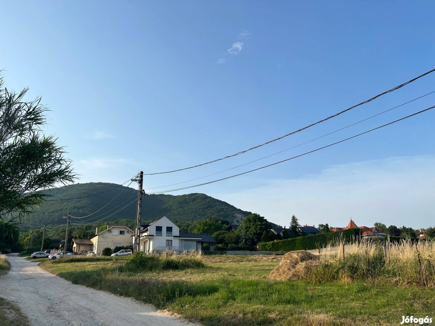 Eladó belterületi építési telek 850 m Pilisszántón