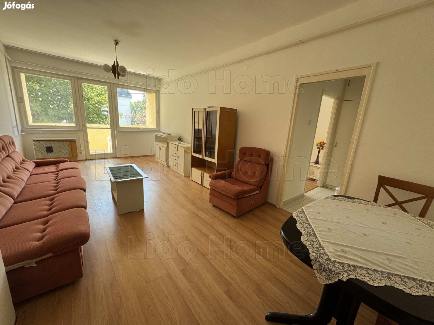 Eladó belvárosi lakás Siófokon