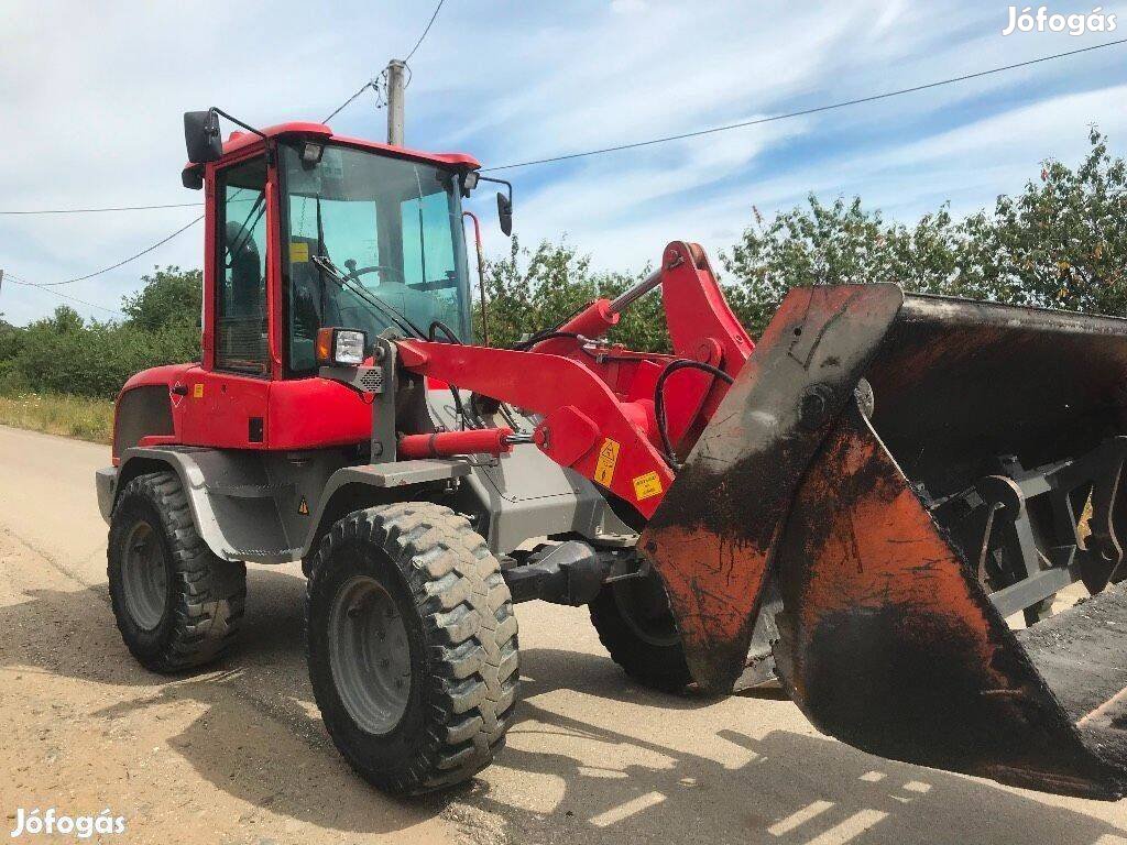 Eladó/bérelhető Volvo L30G Homlokrakodó