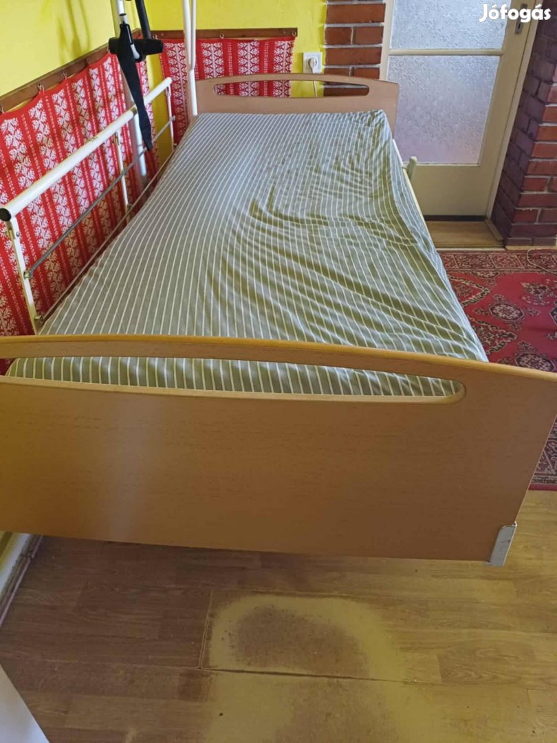 Eladó betegágy Győrben! 200000 Ft!!!!