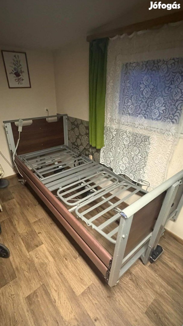 Eladó betegápolási eszközök